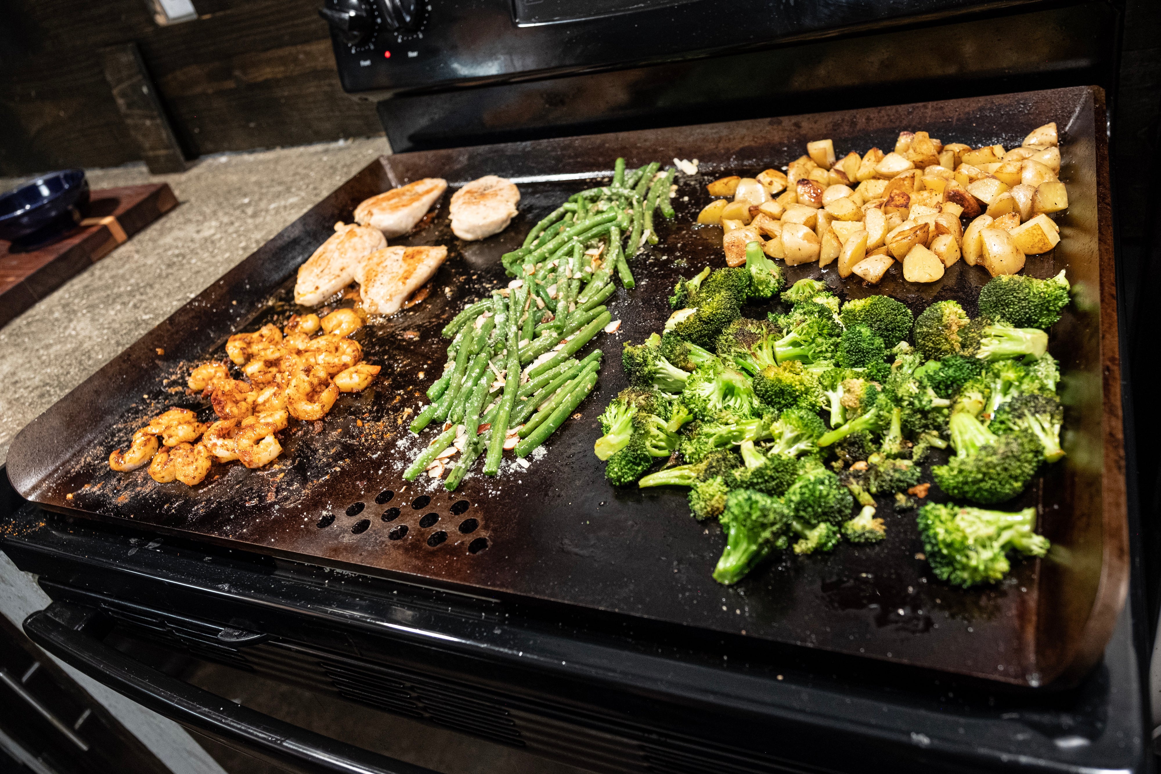 Flat Top Griddle - Baking Steel - Pizza Steel - Steelmade Cookware