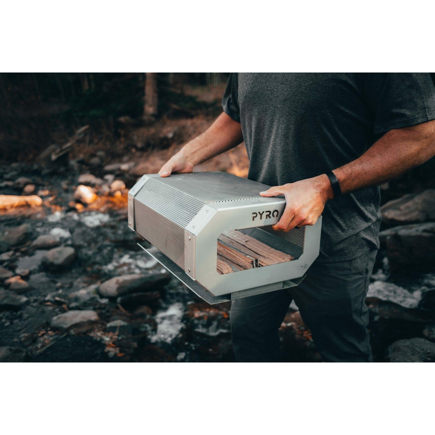 Pyro Camp Fire - Kit portátil para fogatas - Steelmade, image size:1500x1500